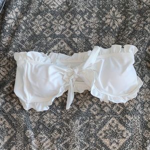 Barely worn, super cute on